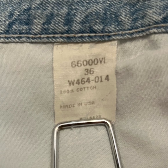 Wrangler Authentic Hero Vintage Made in USA Lightwash Jean Shorts Size 36x10.5 - Picture 4 of 4